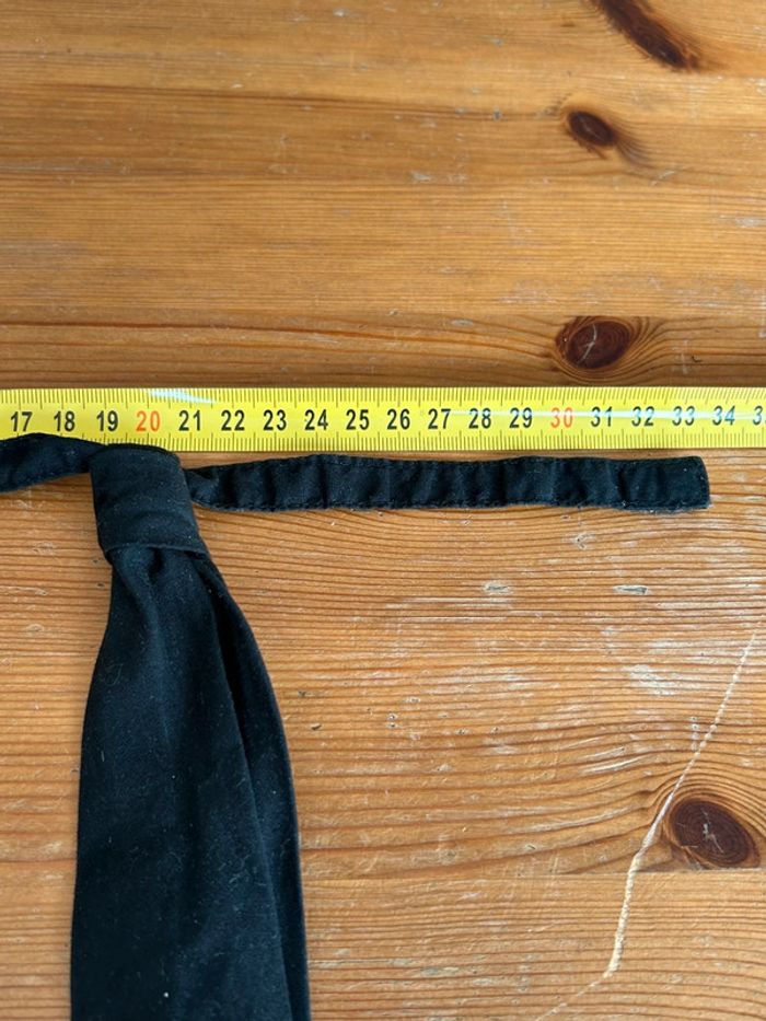 Cravate noire enfant à scratch tour de cou ~30cm - photo numéro 4