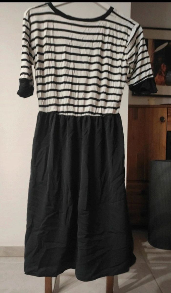 Robe de maternité grossesse envie de fraise - photo numéro 2