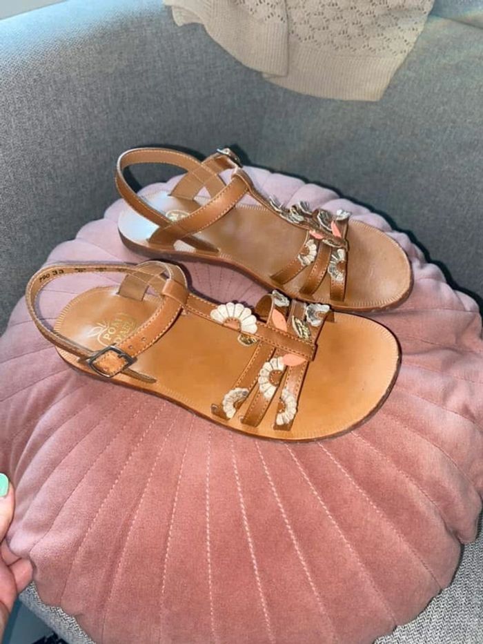 Sandale pom d’api taille 33 - photo numéro 2