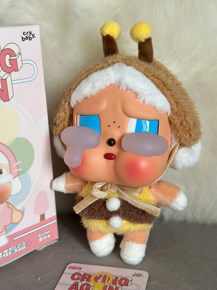Cry baby i’ll bring you a flower crying again plush pendant - photo numéro 2