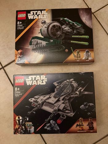 Lot Lego Star Wars : 75346 Pirate Snub fighter & 75360  Yoda jedi starfighter. NEUF