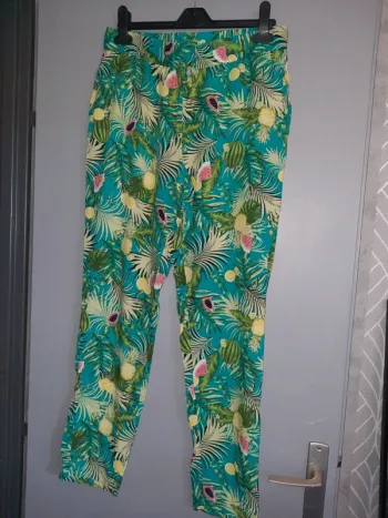 Joli pantalon fluide été taille 40