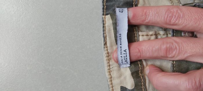 Jeans troué 40 L - photo numéro 6