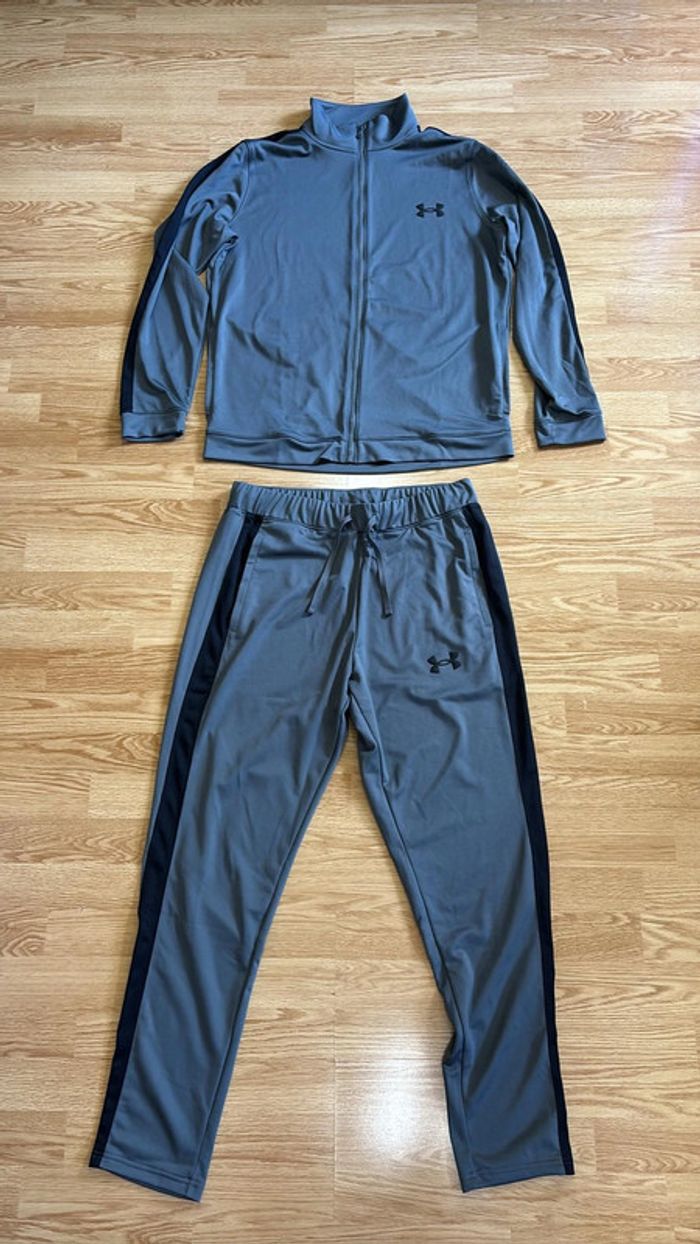 Ensemble Under Armour Gris