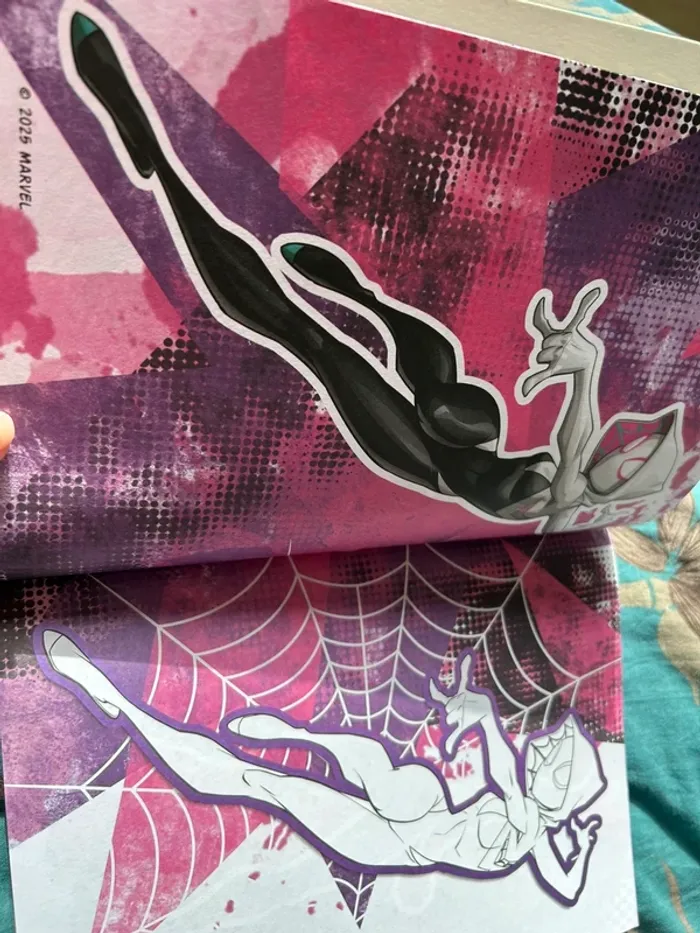 Livre de coloriage Spiderman neuf - photo numéro 3