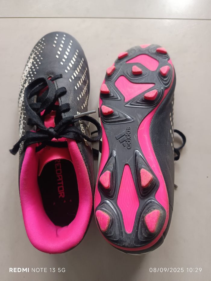 Crampons foot Adidas Predator - photo numéro 4