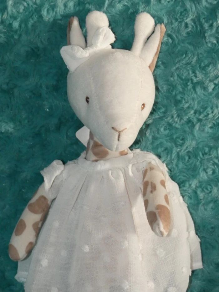 Doudou girafe Lucy Bukowski blanc marron clair 🦒 Neuf - photo numéro 2