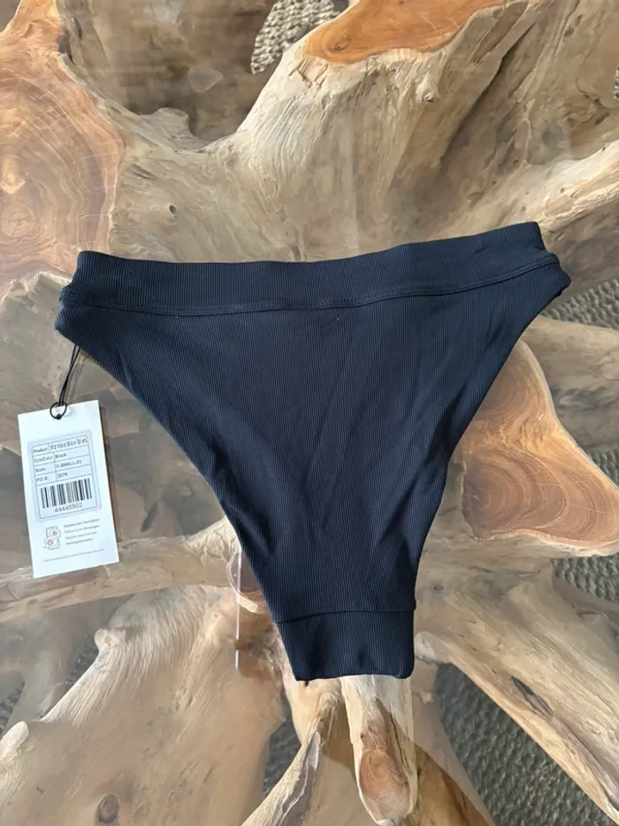 Bas de maillot de bain noir stronger bikini black - photo numéro 3