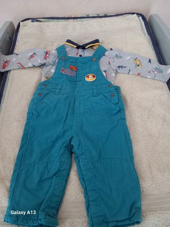 Lot ensemble salopette +haut