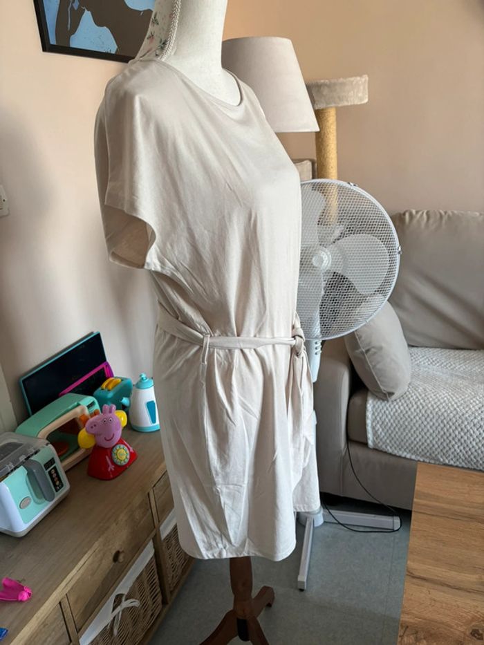 Robe taille M - photo numéro 2