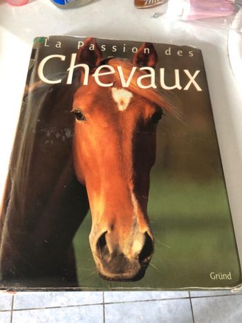 Livre la passion des chevaux en bon état à 3 euros