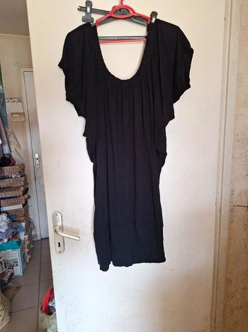 Robe noir 42
