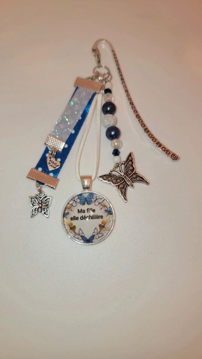 Cadeau ma fille, bijoux de sac ou marque page " ma fille elle déchire "
