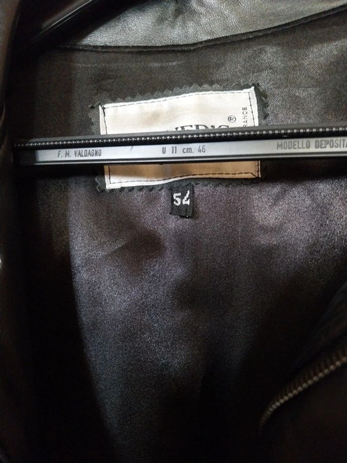 Manteau de cuir comme neuf taille 54 - photo numéro 4