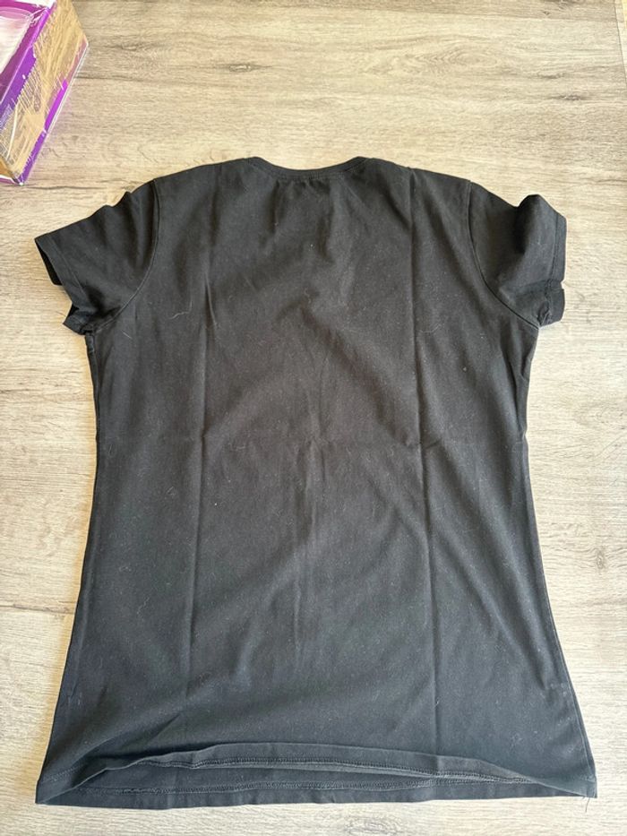 TEE shirt femme 38/40 - photo numéro 2