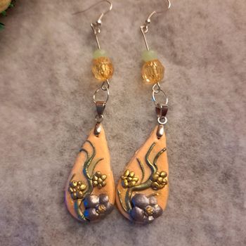 Boucles d'oreilles pendante avec pâte polymere