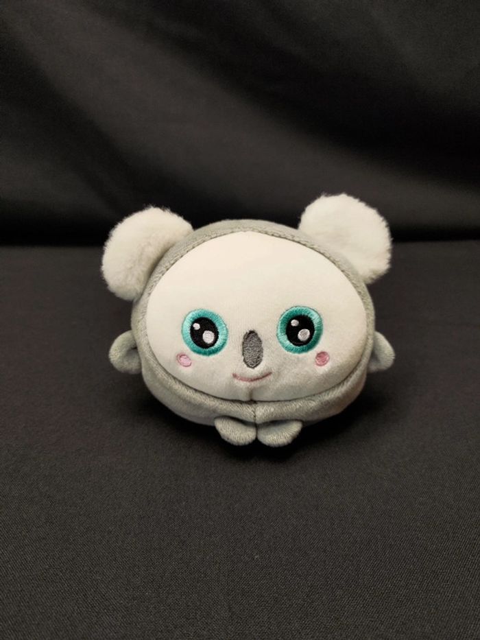 Peluche Squishimals Koala gris – Yeux bleus – Ultra douce