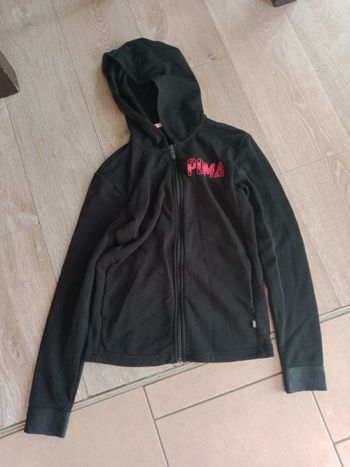 Gilet zippé à capuche