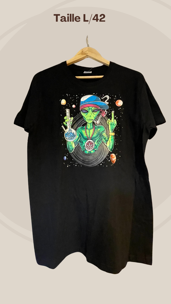 T-shirt OVNI - Taille 42/L