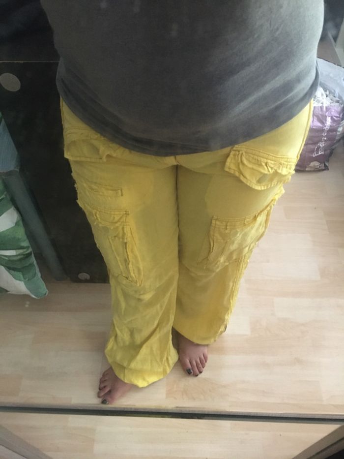 Pantalon cargo jaune - photo numéro 3