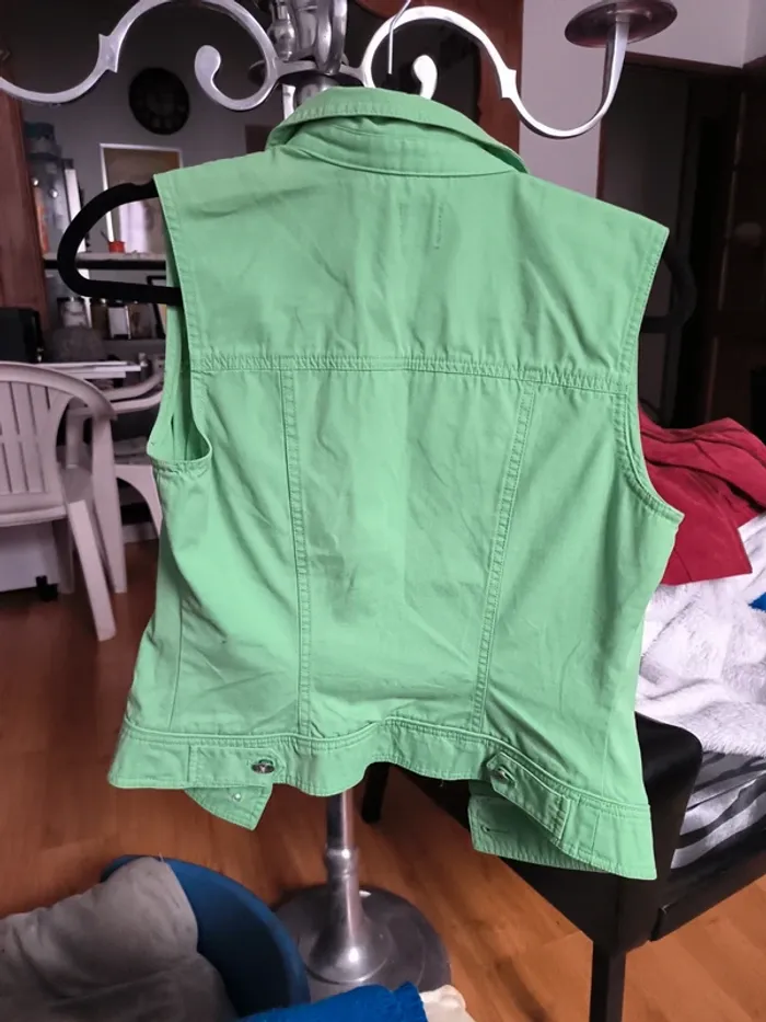Veste sans manche - photo numéro 3