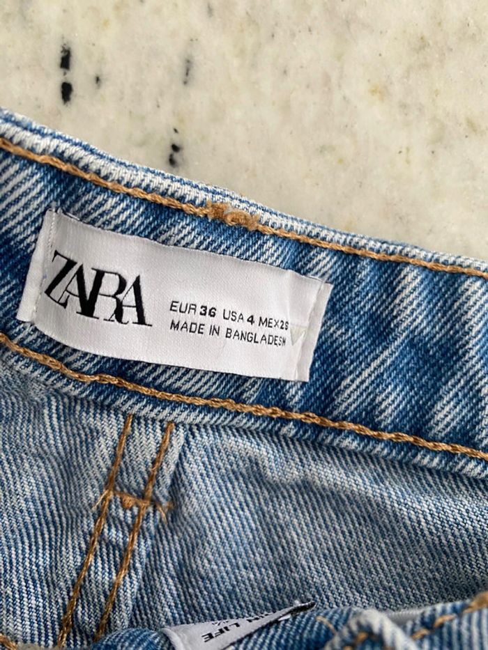 Mini Short en jean Zara 36 - photo numéro 5