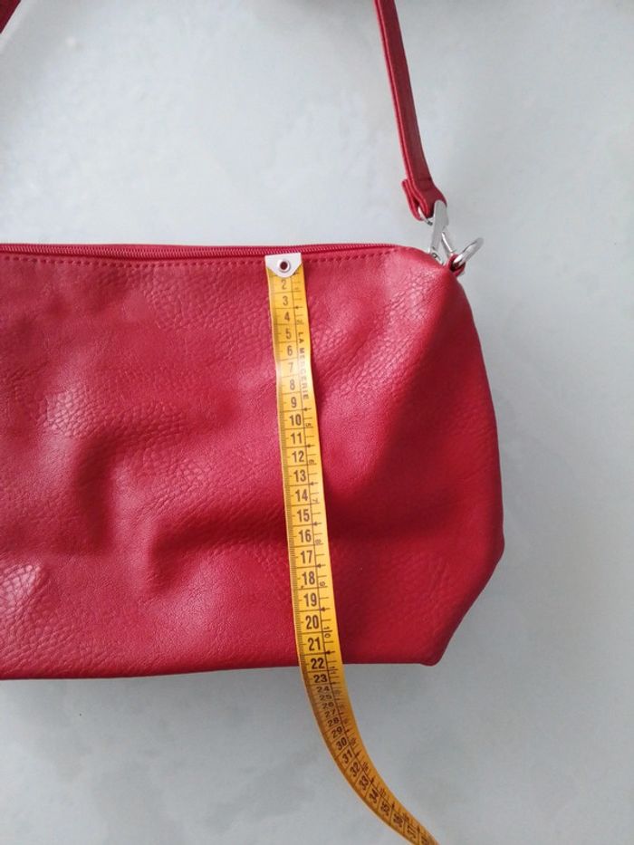 Sac rouge Eram bandoulière. - photo numéro 5