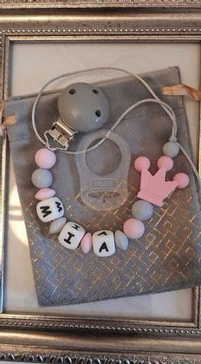 Attache tétine personnalisé avec adaptateur et pochette cadeau - photo numéro 5