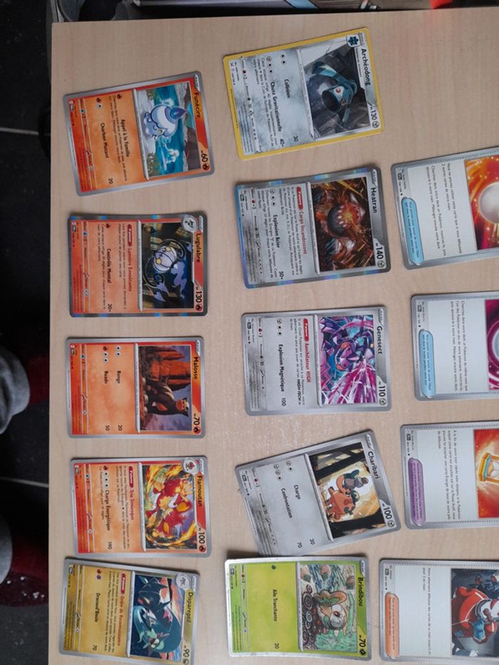 Lot de 50 cartes pokemon - photo numéro 2