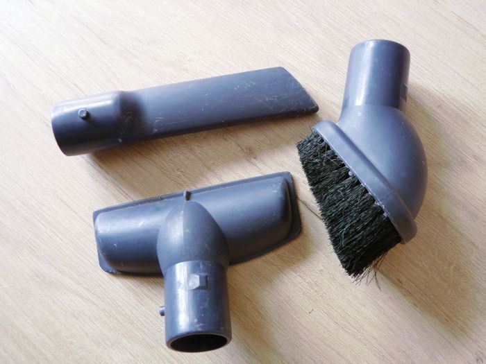 Aspirateur Aldi kit accessoire electromenager brosse suceur fente fauteuil TBE