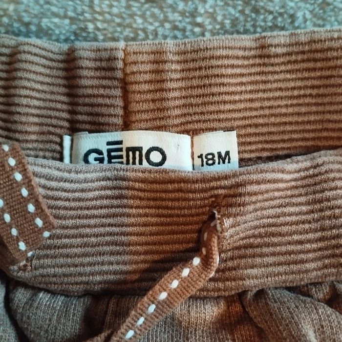 Lot de 2 pantalons 18 mois - photo numéro 3