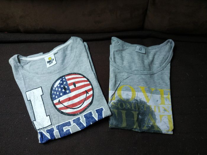 2 Tee shirts manches courtes