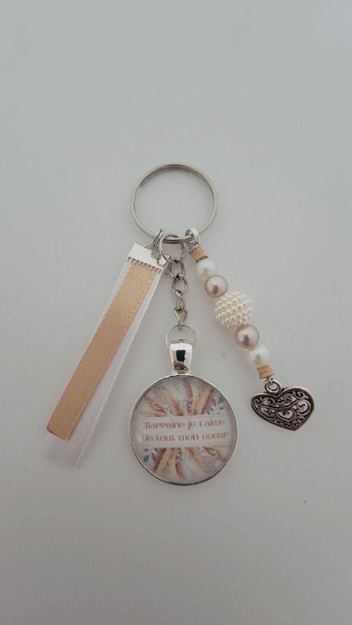 Cadeau marraine, porte clé message bijoux de sac " marraine je t'aime de tout mon cœur "