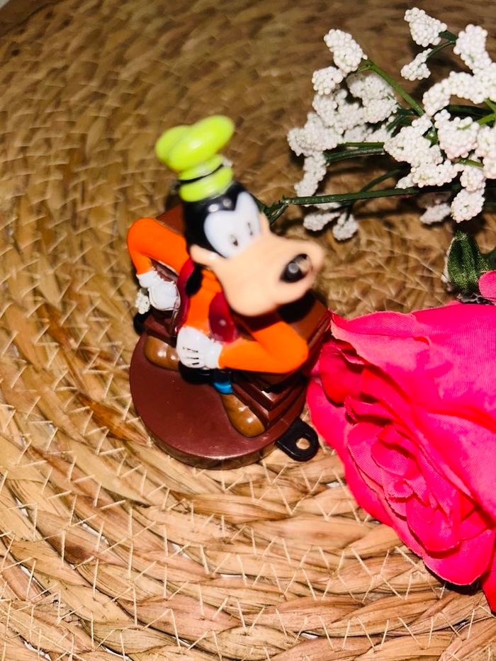 Figurine disney