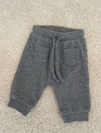 Pantalon Kiabi 1 mois gris