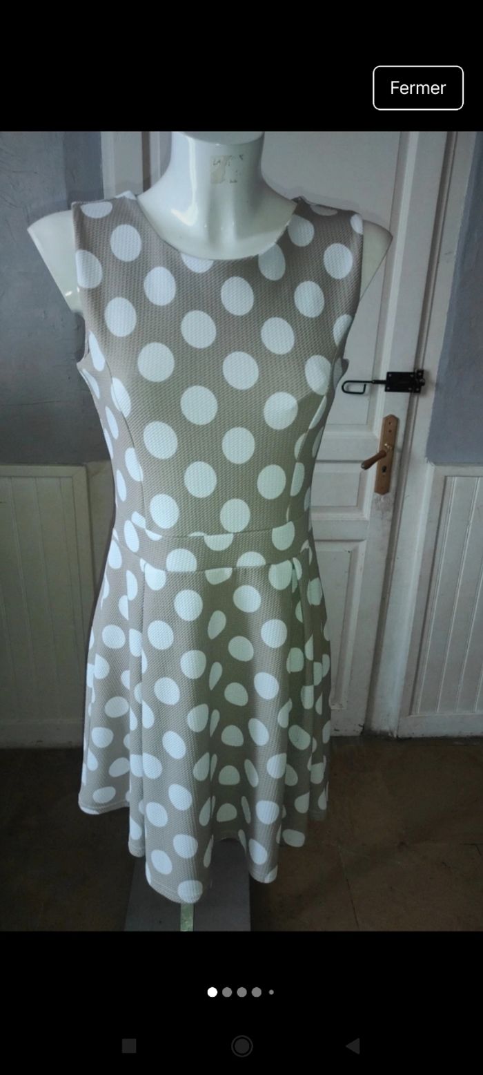 Très belle robe f65 - photo numéro 5