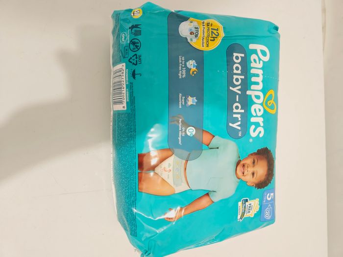 1 paquet de couche pampers