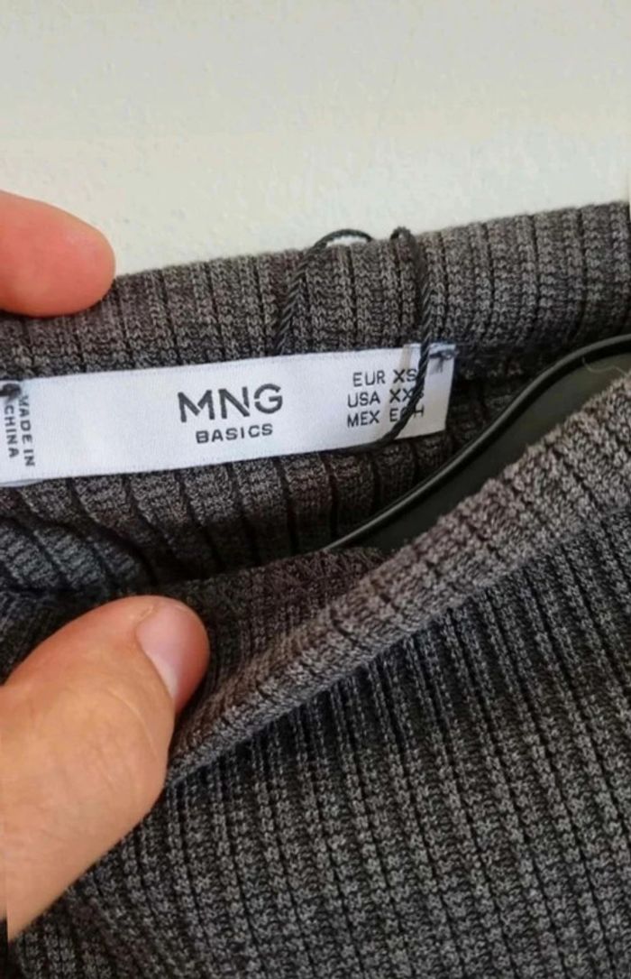 Top gris Mango - photo numéro 3
