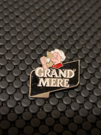 Pin's café grand mère idéal annonce grossesse