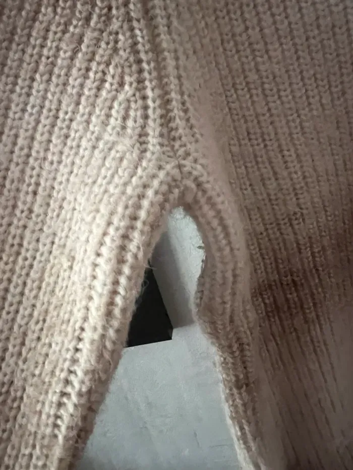 Jolie pull avec dégradé beige de cache cache - photo numéro 3