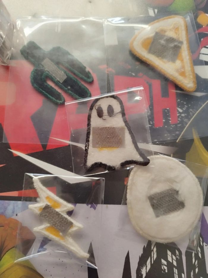 Lot de 5 écussons - photo numéro 2