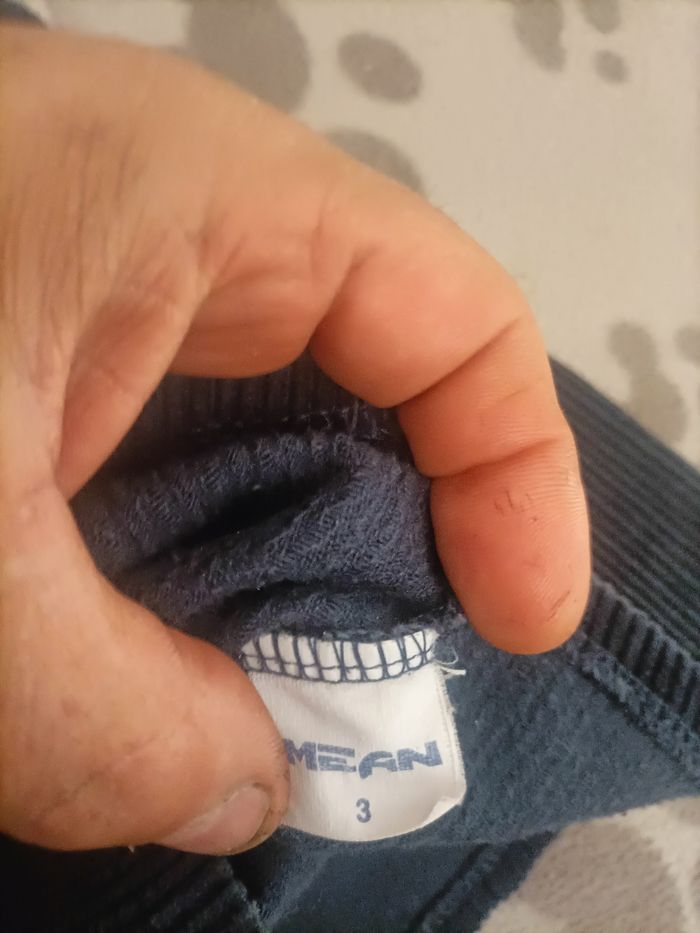 Jupe fille en velours à côtes taille 3 ans en très bonne état - photo numéro 3