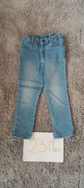 Jean 23 mois