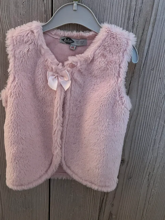 Veste en fourrure sans manches