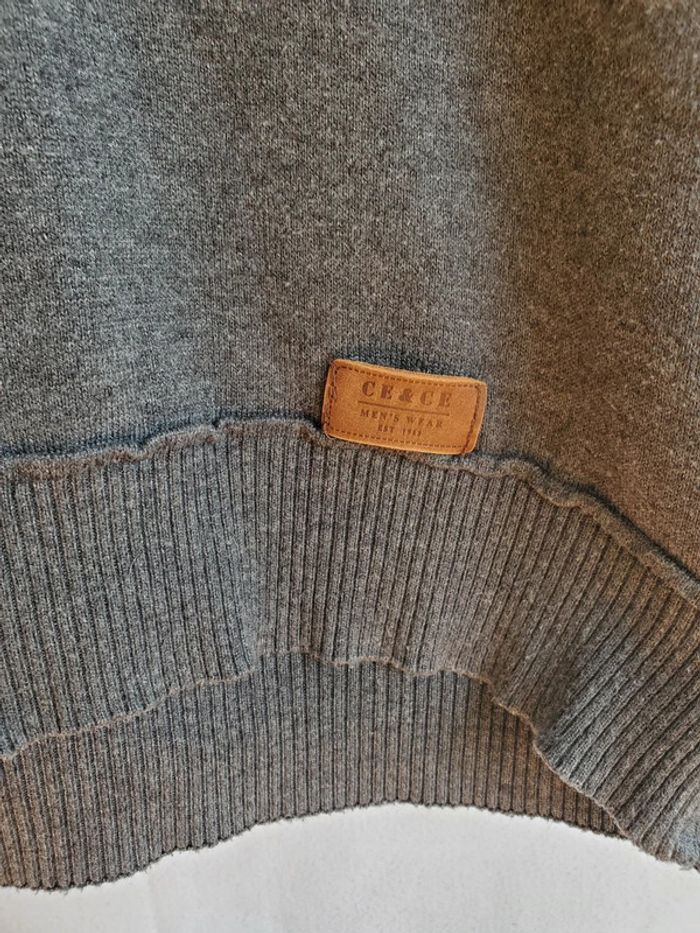 Pull col montant - photo numéro 3