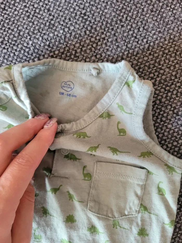 Combishort garçon dinosaure 🦕 6 mois - photo numéro 3