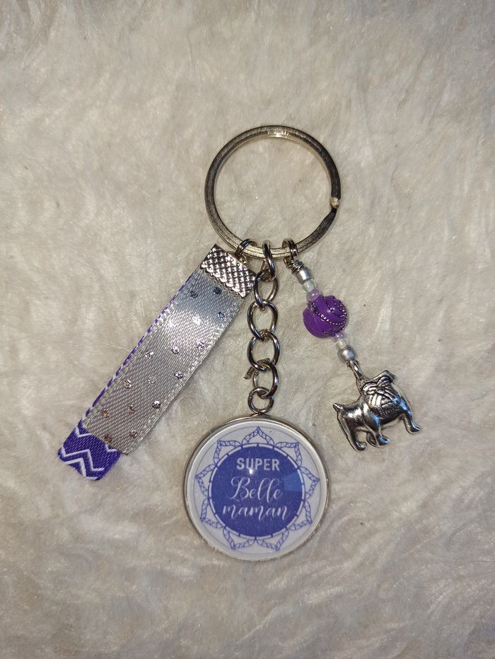 Porte clé belle maman " Super belle maman "