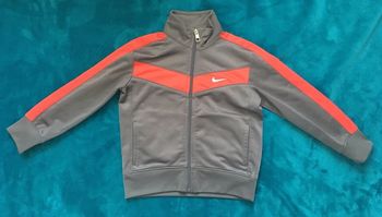 Veste Nike - 4 ans (taille grand)