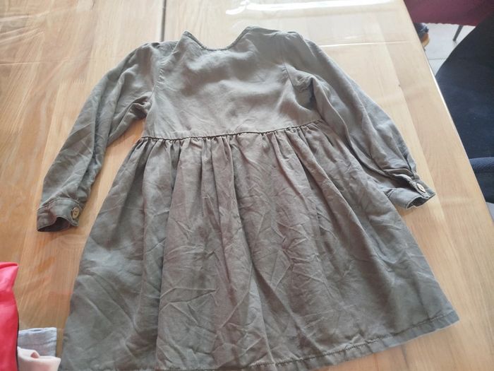 Robe kaki - photo numéro 3