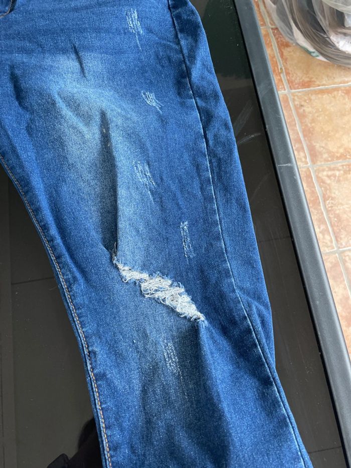 Jean troué de la marque Shein en taille L - photo numéro 8